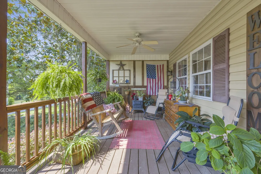 104 Veazey ST Union Point, GA 30669