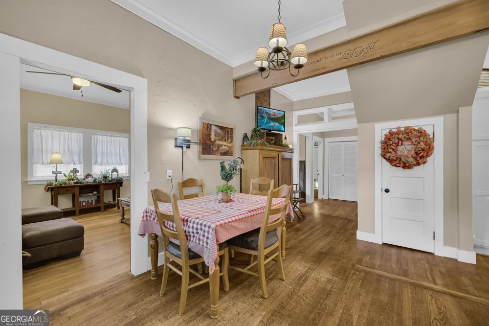 104 Veazey ST Union Point, GA 30669