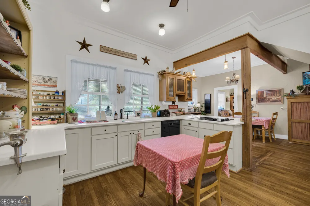 104 Veazey ST Union Point, GA 30669