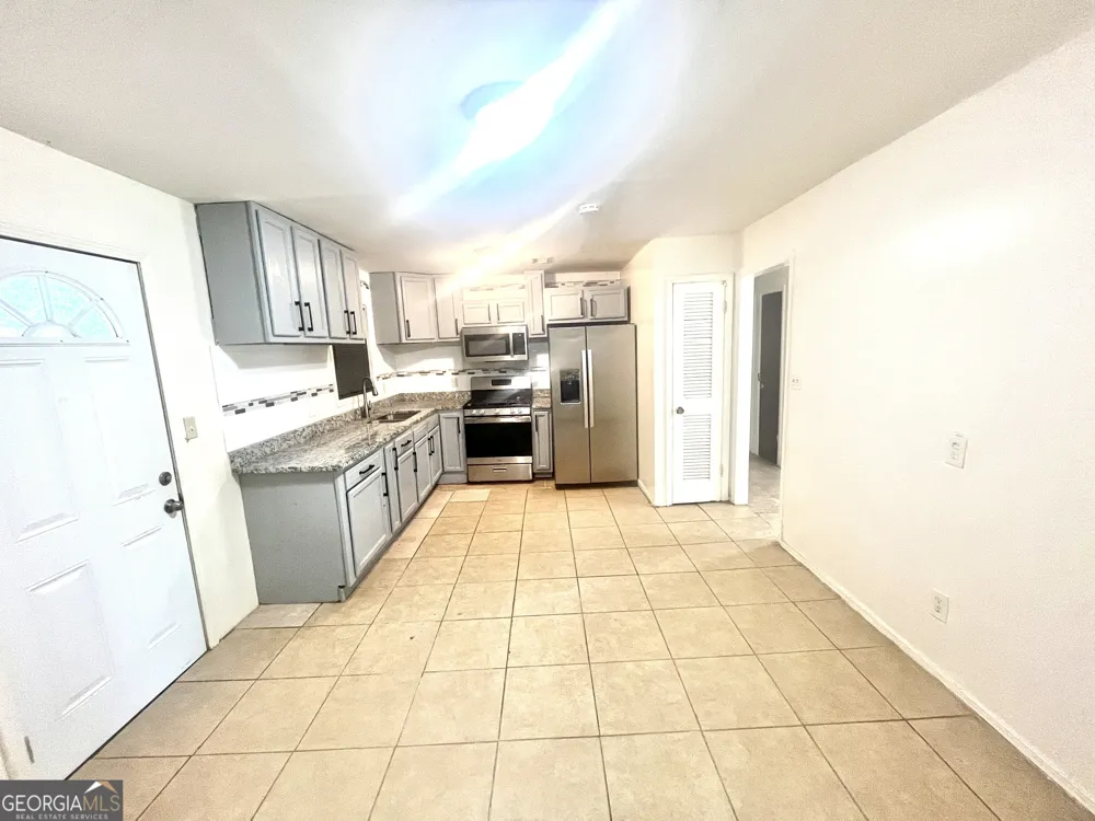 291 Terry CT Riverdale, GA 30274