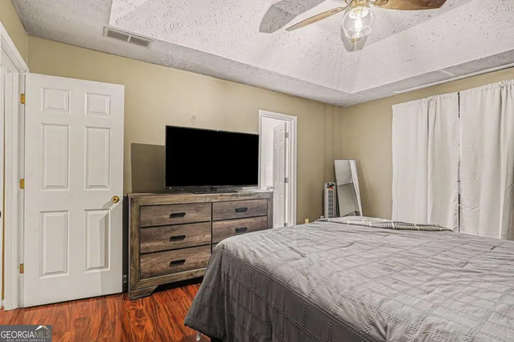 1712 Graystone DR Hampton, GA 30228