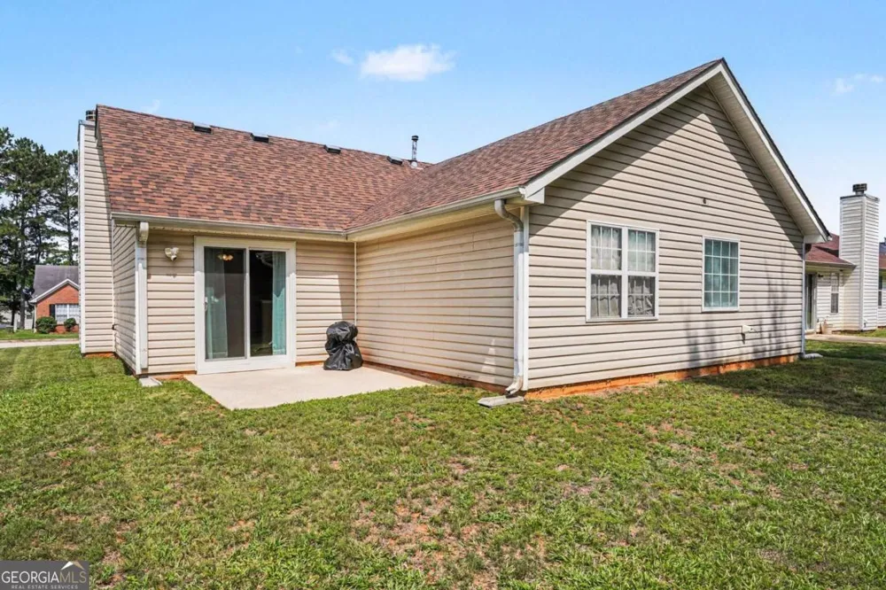 1712 Graystone DR Hampton, GA 30228