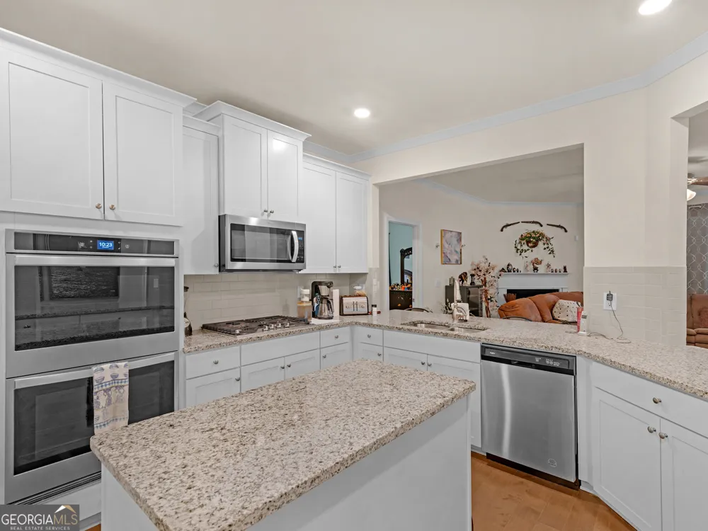 912 Dexter DR Stockbridge, GA 30281