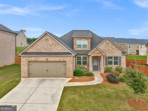 912 Dexter DR