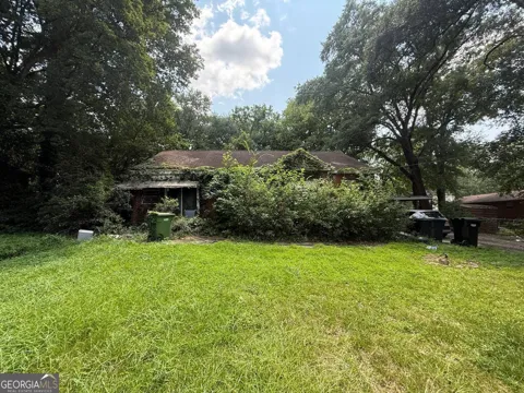 4226 Old Macon RD