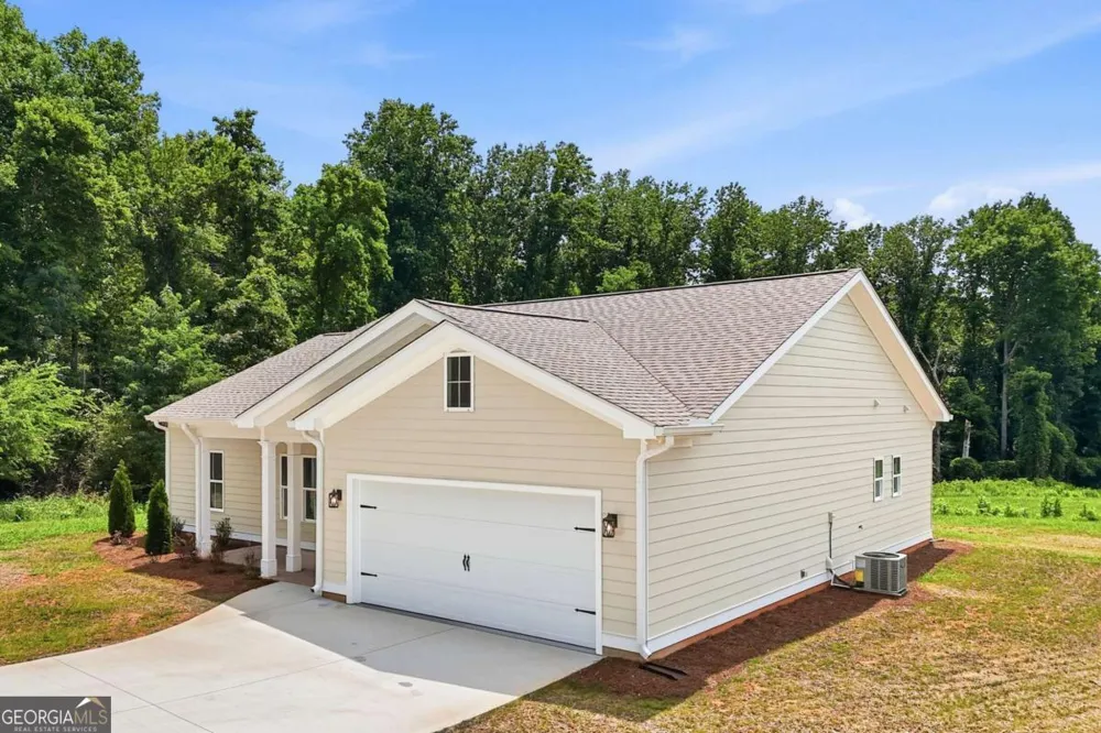 35 Quail Walk Jasper, GA 30143