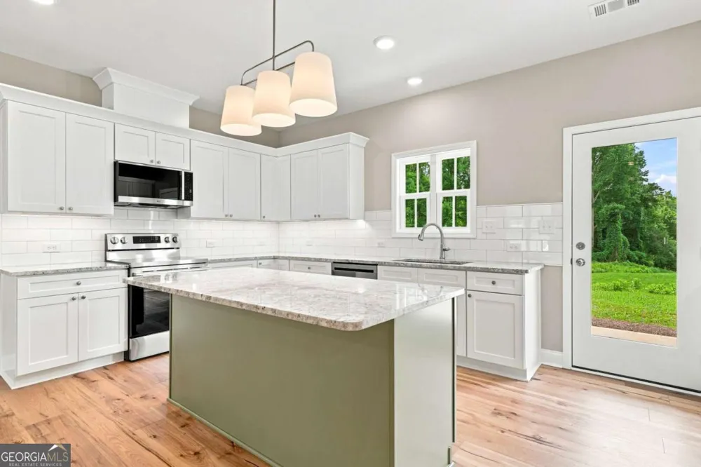 35 Quail Walk Jasper, GA 30143