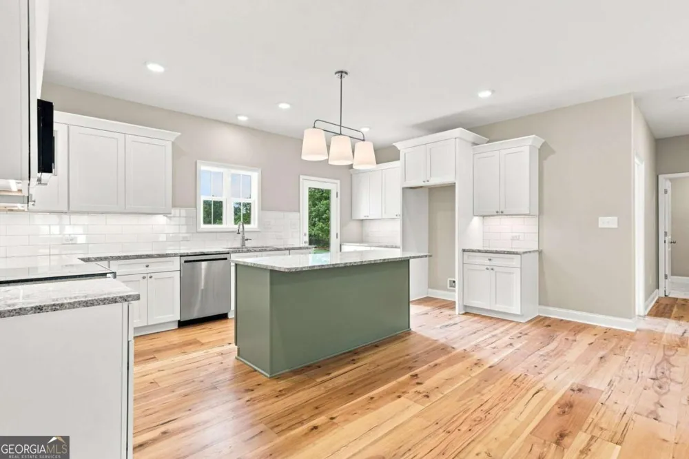35 Quail Walk Jasper, GA 30143