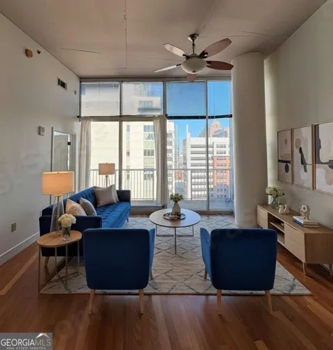 44 Peachtree PL NE