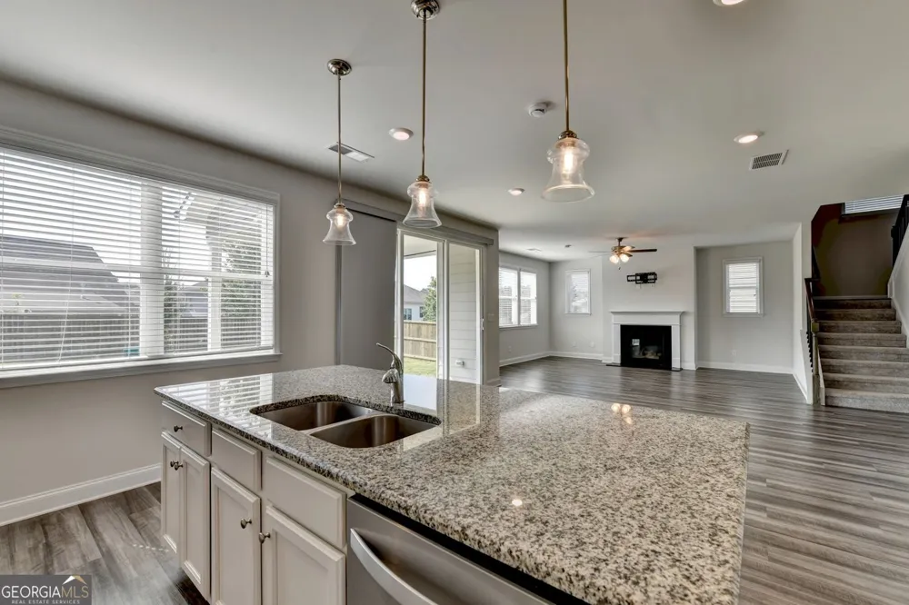 3335 Fall Branch LN Buford, GA 30519