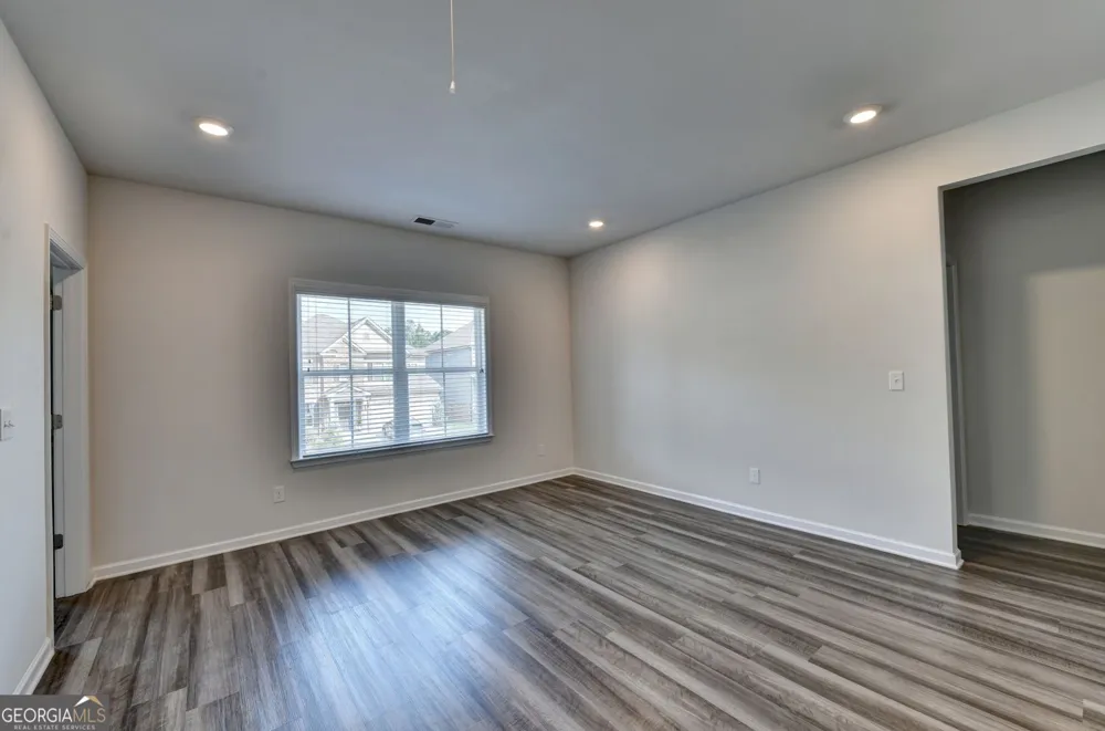3335 Fall Branch LN Buford, GA 30519