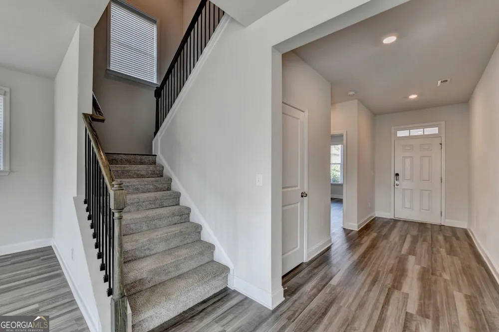 3335 Fall Branch LN Buford, GA 30519
