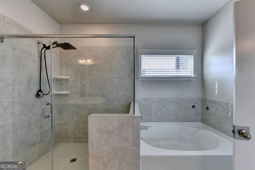 3335 Fall Branch LN Buford, GA 30519
