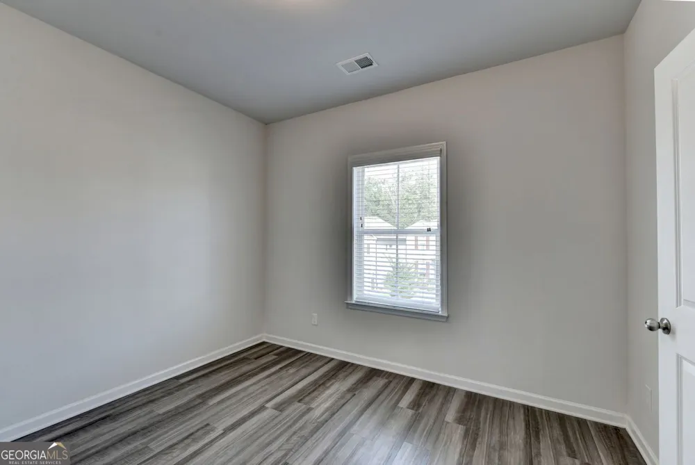 3335 Fall Branch LN Buford, GA 30519