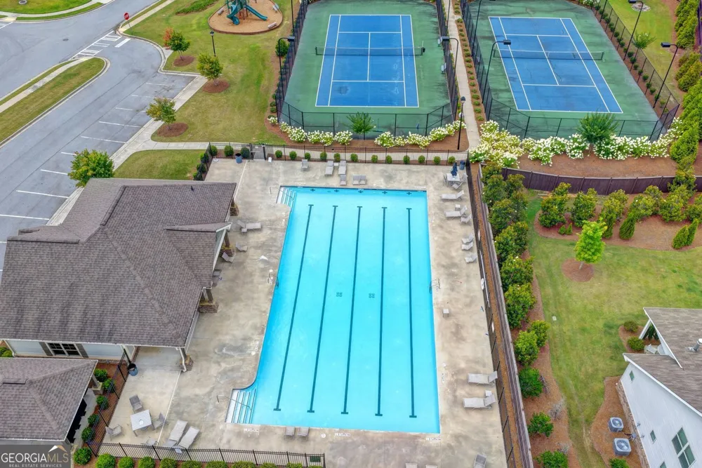 3335 Fall Branch LN Buford, GA 30519
