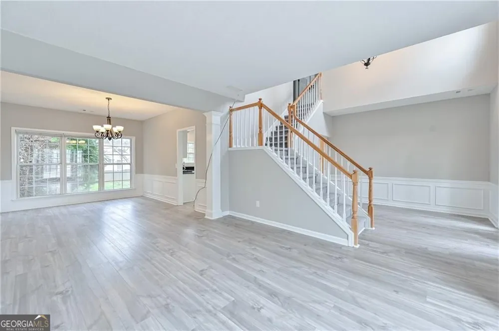 145 Sessingham LN Johns Creek, GA 30005