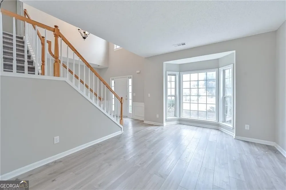 145 Sessingham LN Johns Creek, GA 30005