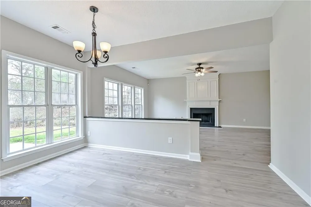 145 Sessingham LN Johns Creek, GA 30005