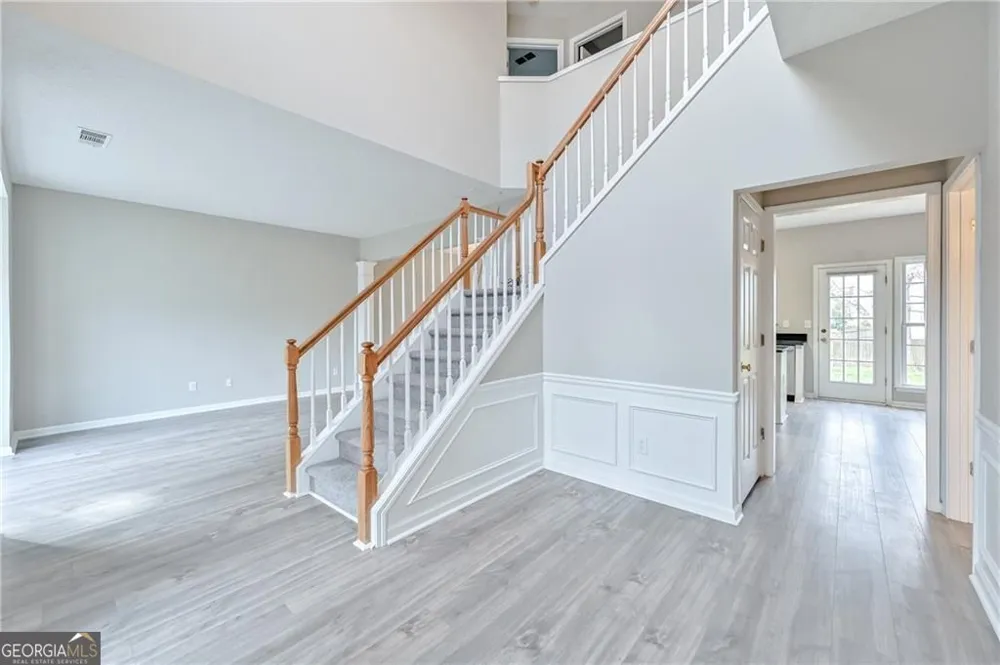 145 Sessingham LN Johns Creek, GA 30005