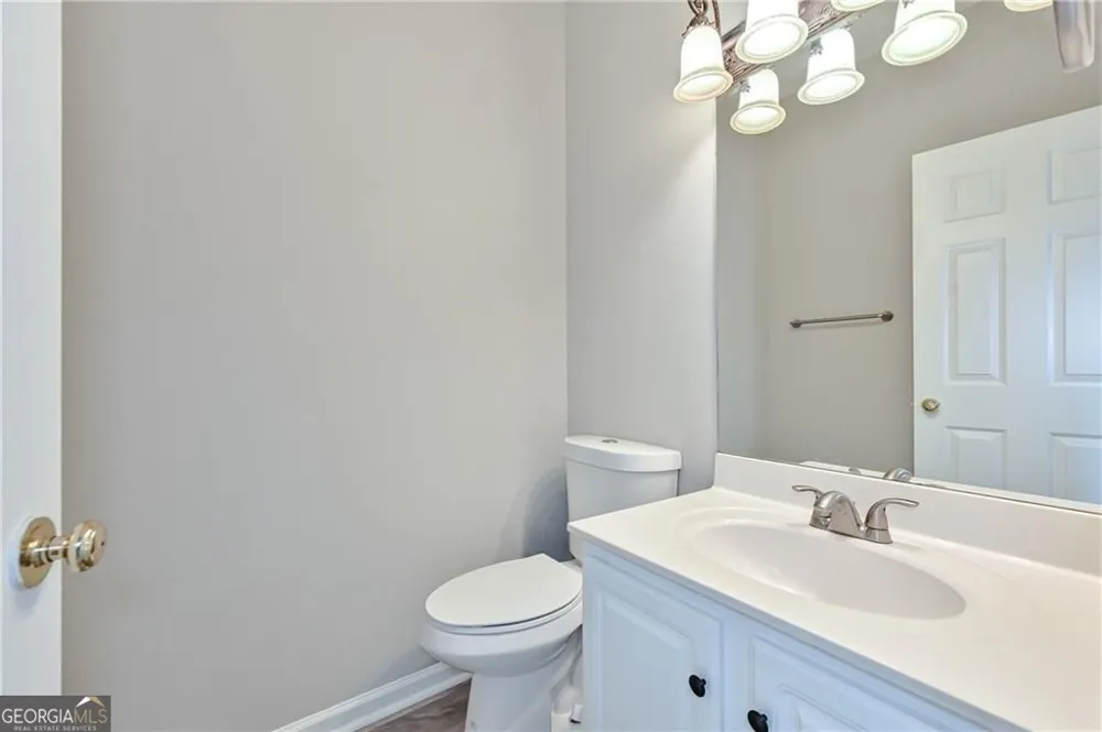 145 Sessingham LN Johns Creek, GA 30005