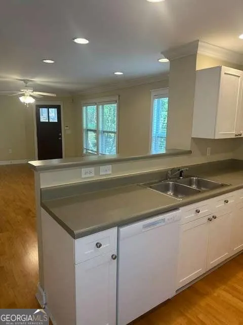490 Barnett Shoals RD Athens, GA 30605