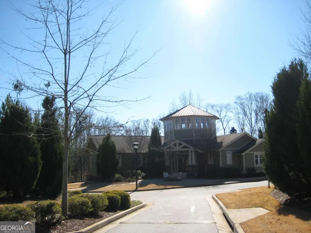 490 Barnett Shoals RD Athens, GA 30605