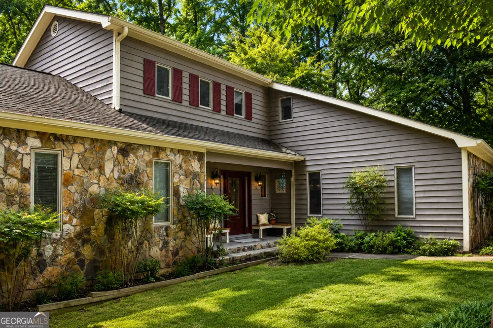 3491 Gleneagles CT Snellville, GA 30039