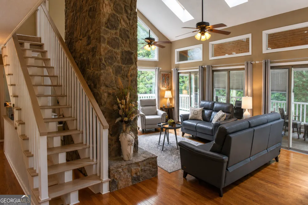 3491 Gleneagles CT Snellville, GA 30039