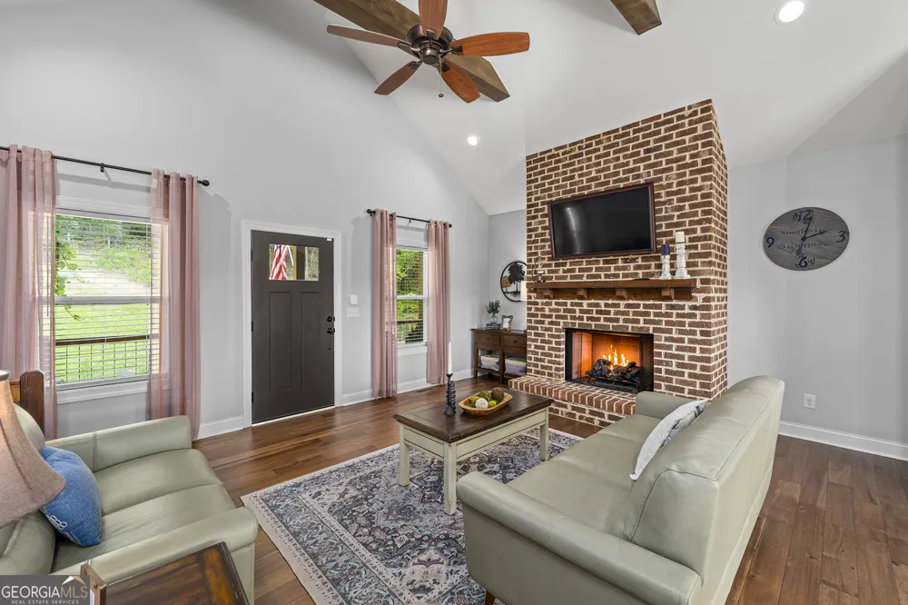 251 Birchwood CT Waleska, GA 30183