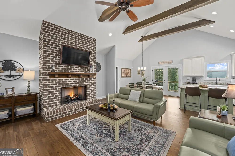 251 Birchwood CT Waleska, GA 30183