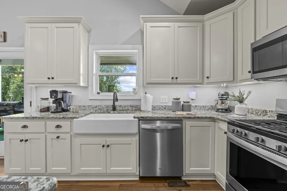 251 Birchwood CT Waleska, GA 30183