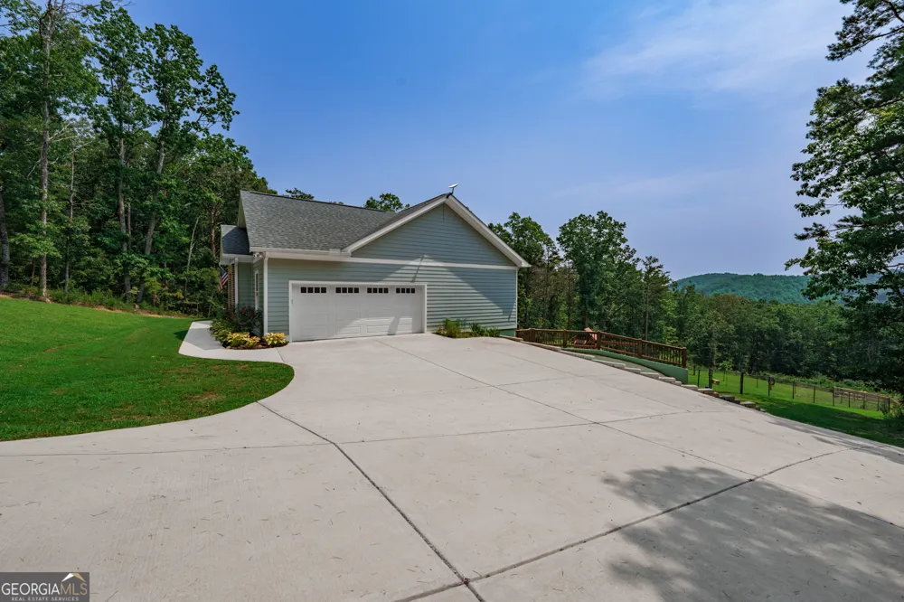 251 Birchwood CT Waleska, GA 30183