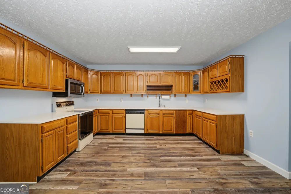 241 Busbin RD Fayetteville, GA 30215