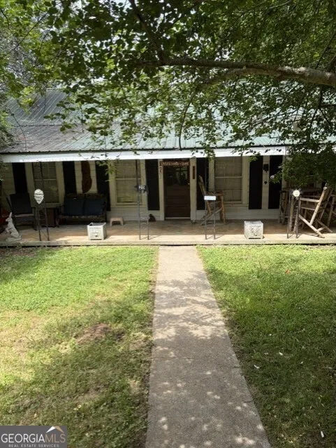 20 S Scruggs ST Mountain City, GA 30562