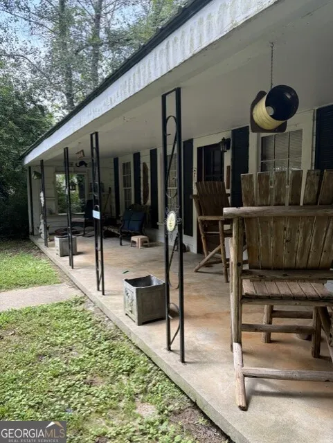 20 S Scruggs ST Mountain City, GA 30562