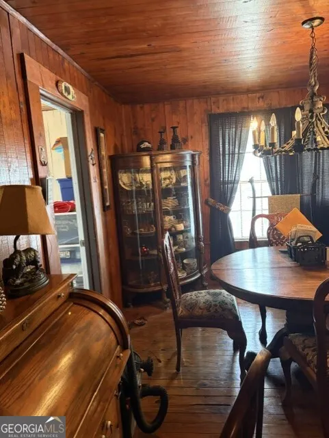 20 S Scruggs ST Mountain City, GA 30562