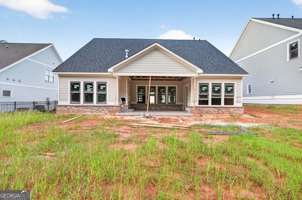 409 Lake Vista DR Statham, GA 30666