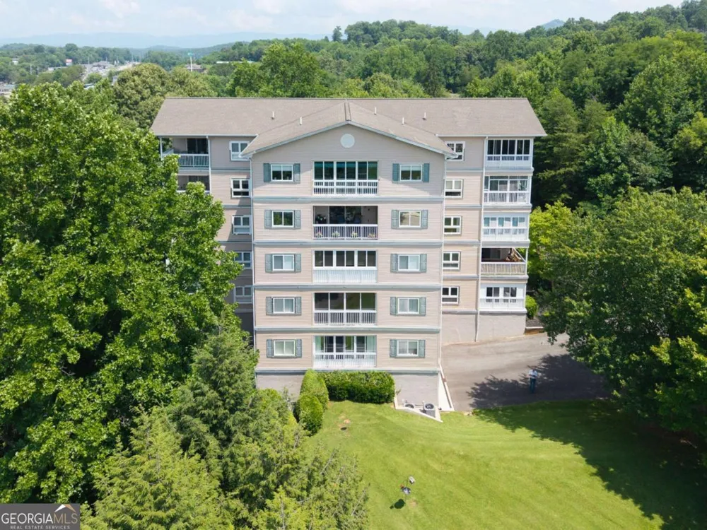121 River ST N Hiawassee, GA 30546