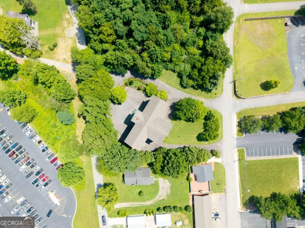 121 River ST N Hiawassee, GA 30546