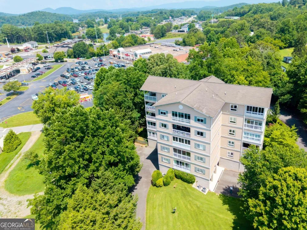 121 River ST N Hiawassee, GA 30546