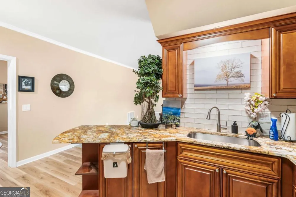 121 River ST N Hiawassee, GA 30546