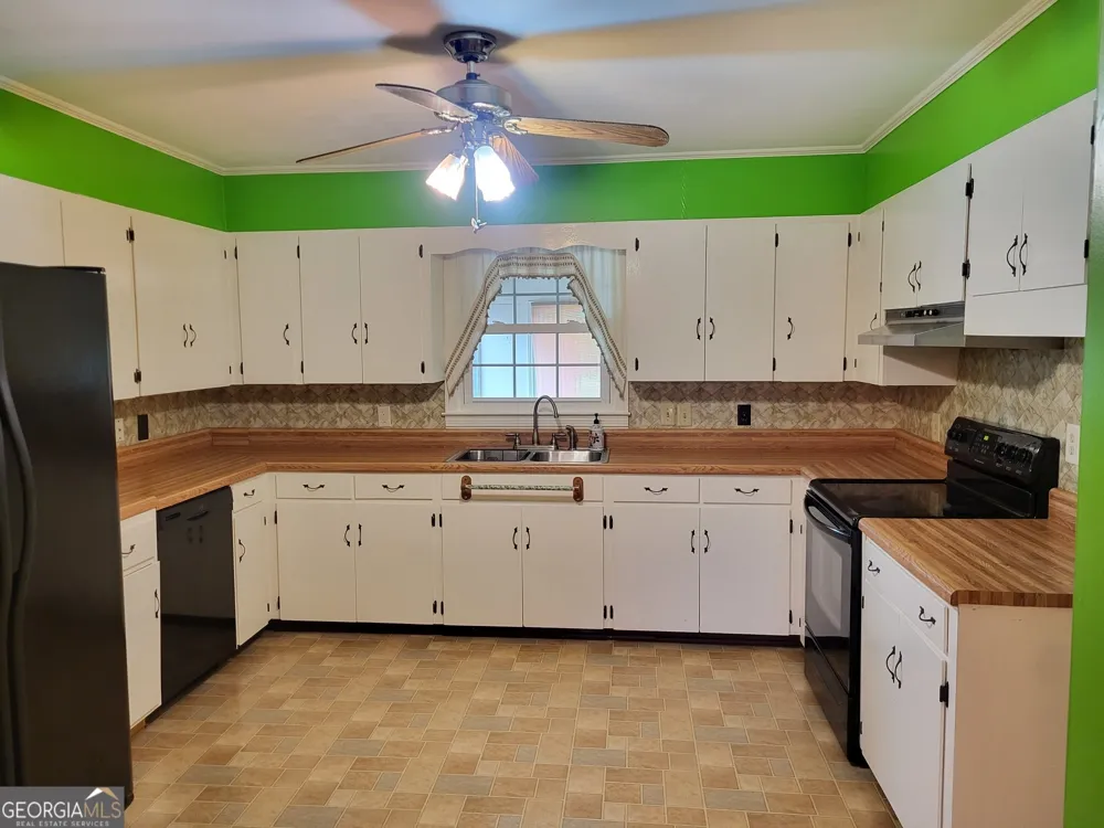 1210 25th ST Valley, AL 36854
