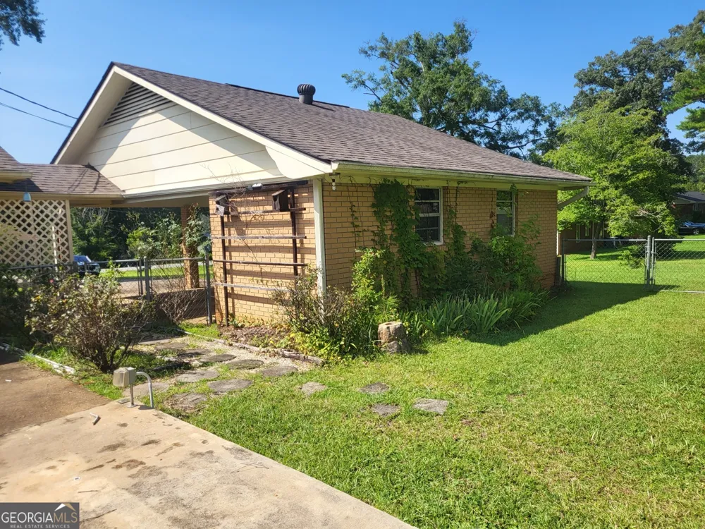 1210 25th ST Valley, AL 36854