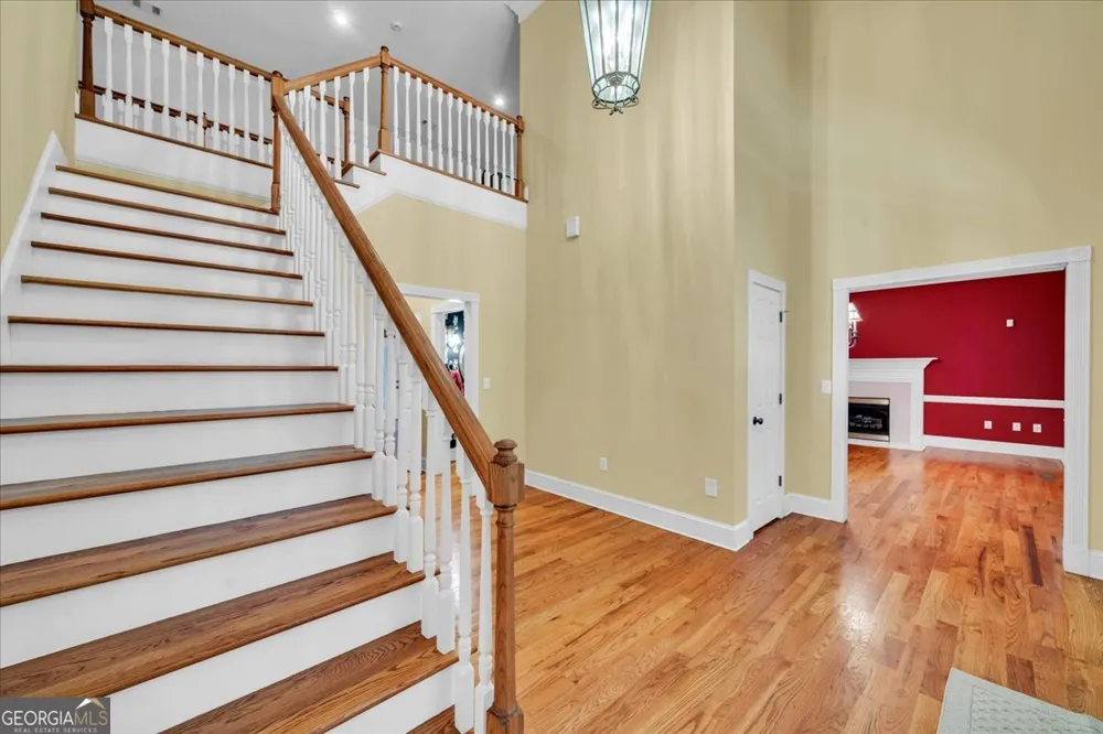 222 Newton DR Forsyth, GA 31029