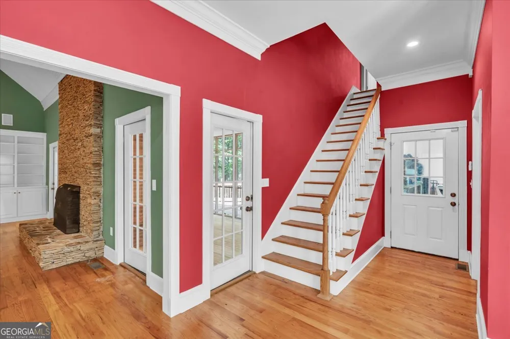 222 Newton DR Forsyth, GA 31029