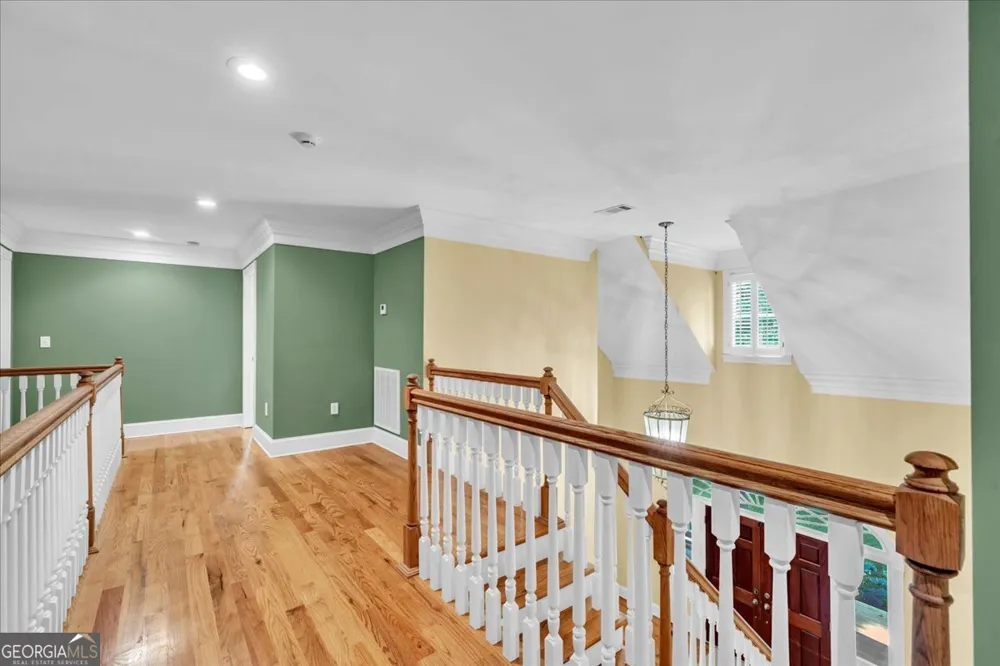 222 Newton DR Forsyth, GA 31029
