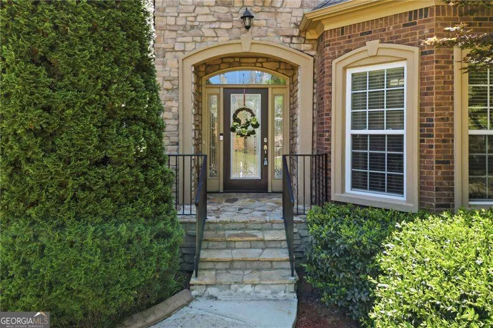 5025 Shelbourne DR Cumming, GA 30041