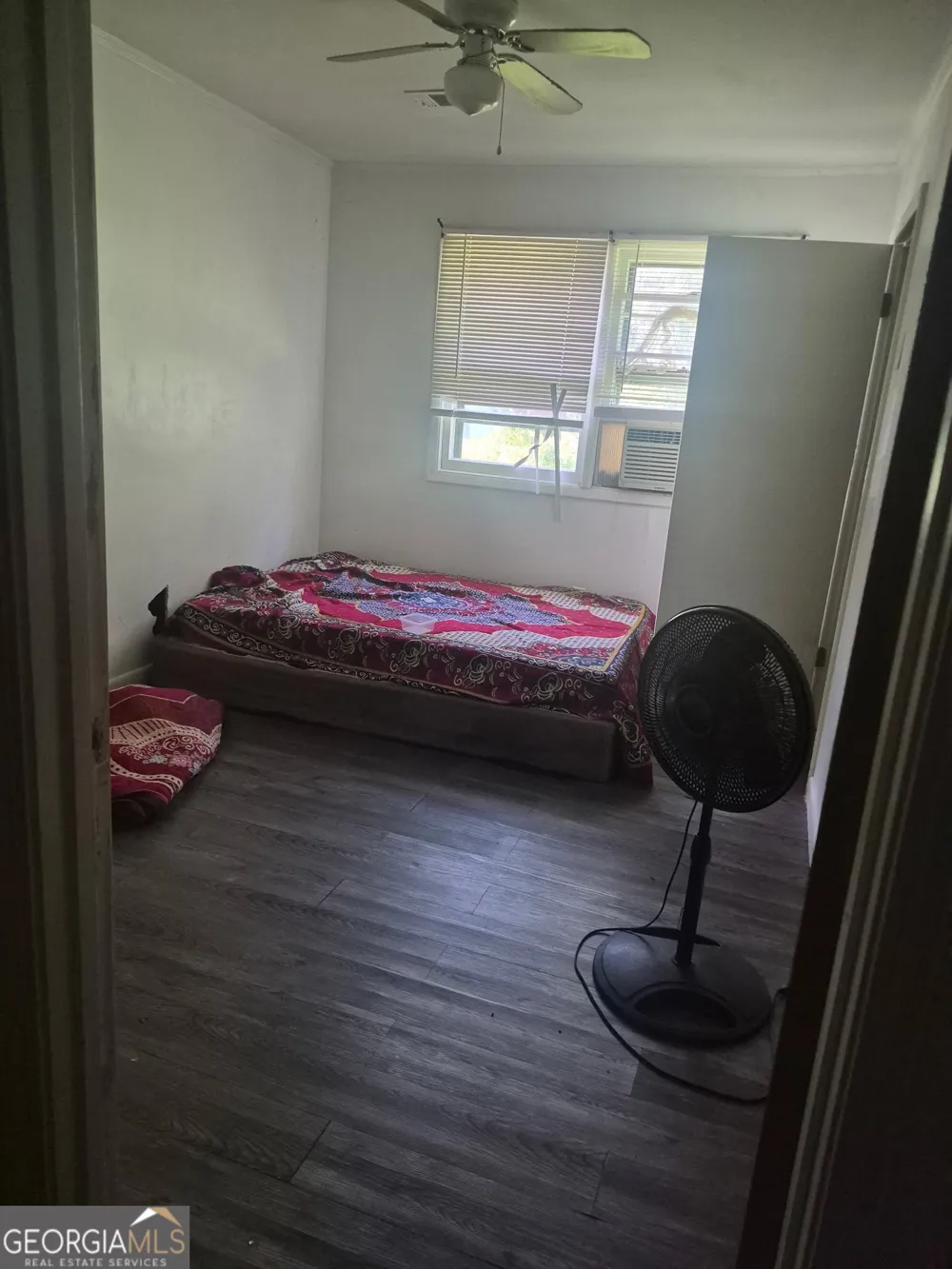 5437 Mccurdy AVE Stone Mountain, GA 30083