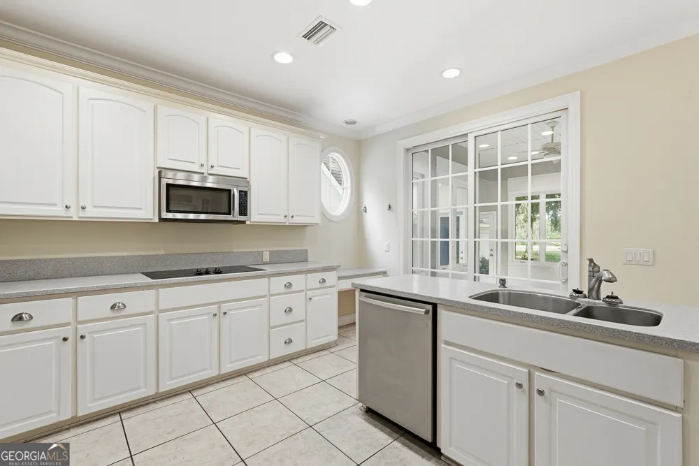 190 Rice Mill St. Simons, GA 31522