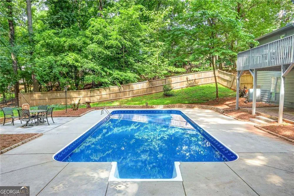 505 Woodman PL Roswell, GA 30076